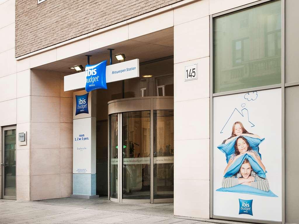Ibis Budget Station Hotel