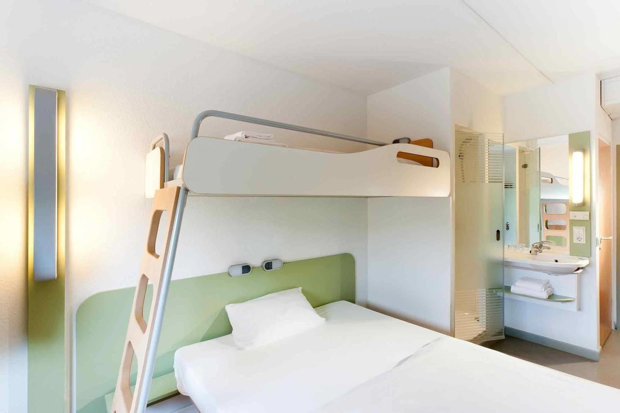 Ibis Budget Station Hotel